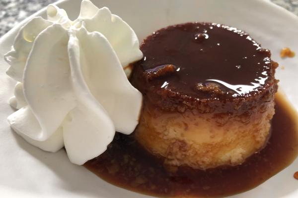Flan con nata